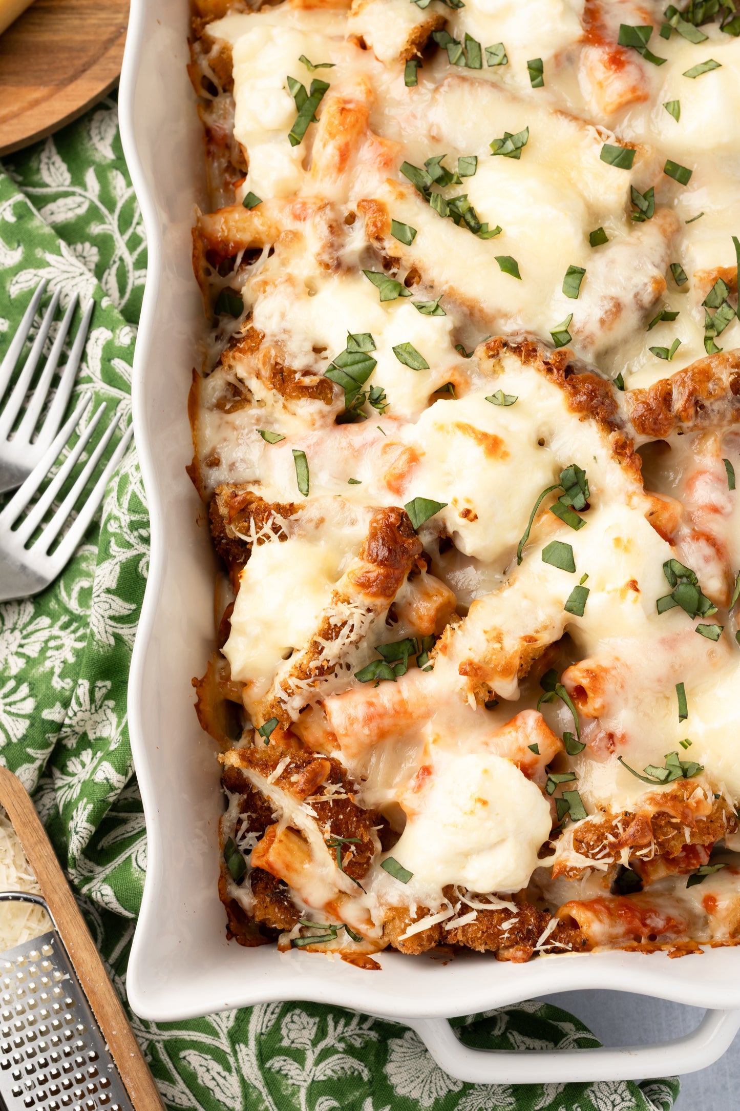 Chicken Parmesan Pasta Bake