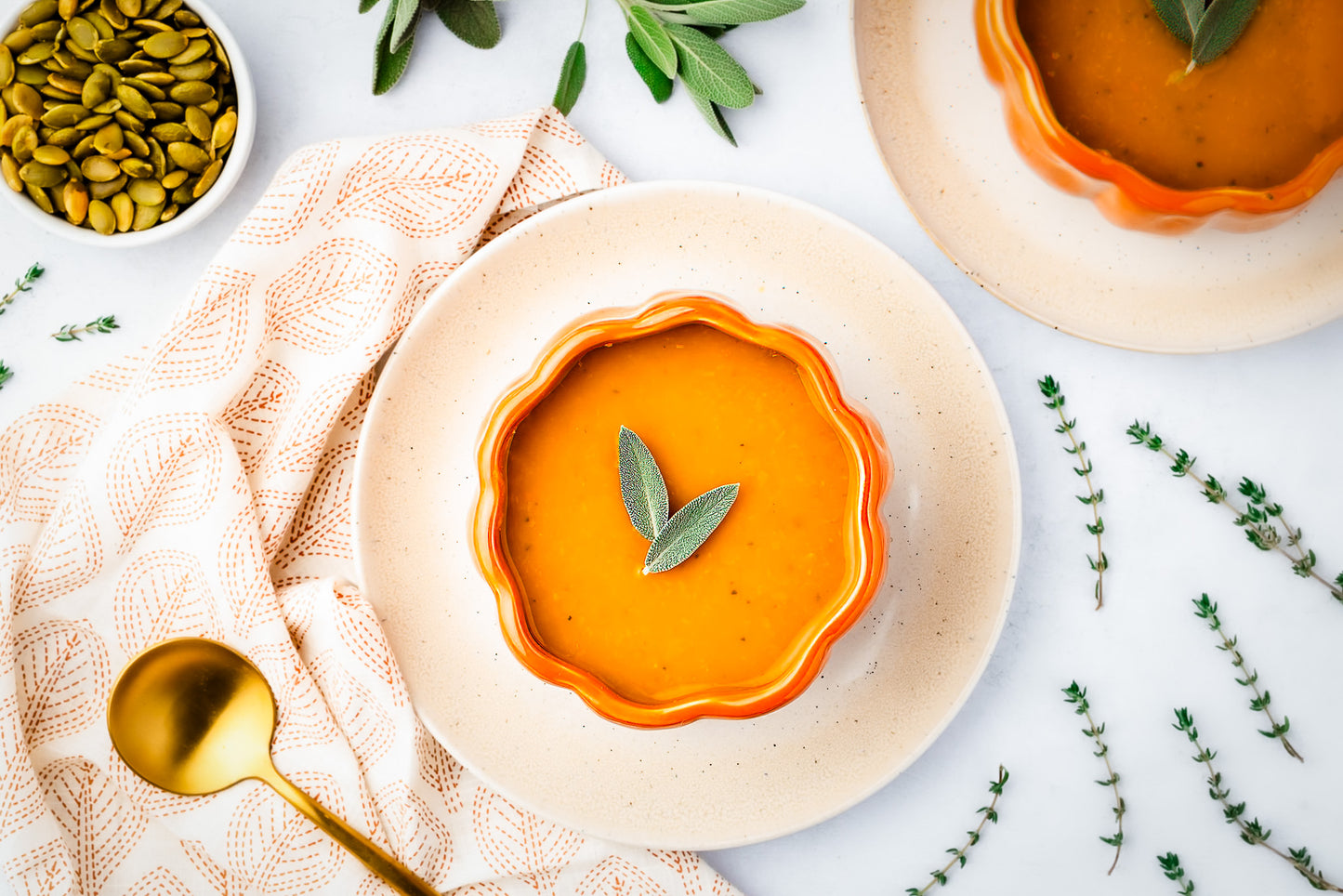 Slow cooker pumpkin soup